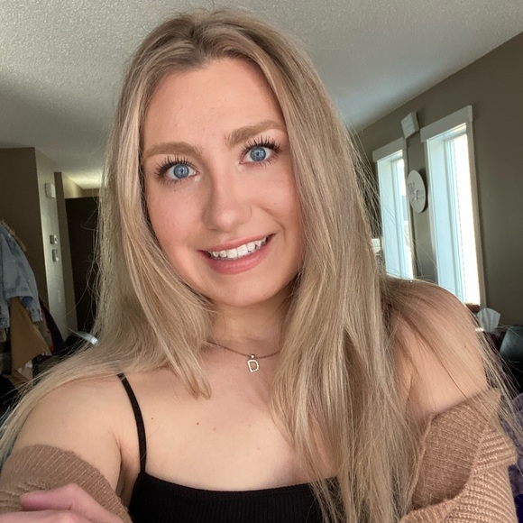 Meet your Posher, Danika - Picture 1 of 1